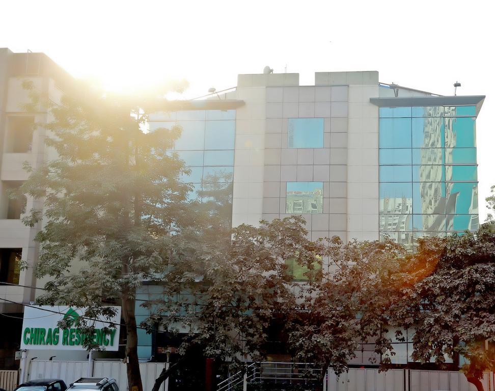 Hotel Chirag Residency Neu-Delhi Exterior foto
